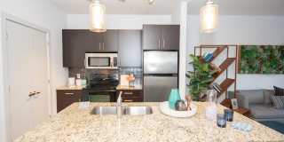 Glenwood Park Lofts Gallery 36