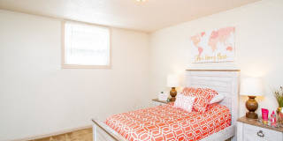 Arbors at Eastland Gallery 12