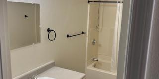 274 E 8th St / Reserve Now! WALK TO DOWNTOWN AND CHICO STATE Gallery 10