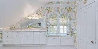 83 John Street Gallery 17