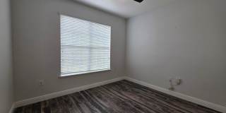 Gorgeous 4-Bedroom, 3-Bathroom Home in Providence Gallery 29