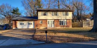 1305 Whitney Lane Gallery 1