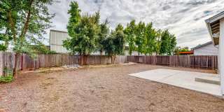 Bright 2 Bedroom, 1 Bathroom Single Family Home! Attached 2 Car Garage and Landscaping Included! Gallery 27