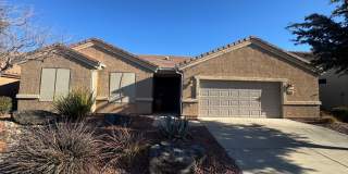 Beautiful 3 Bed / 2 Bath Furnished Home in Sun River 55+ Community!! Gallery 1