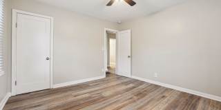 3BR in Oakland City Gallery 18