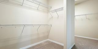 !!!NOW AVAILABLE!!! Beautiful 4-Bedroom PET FRIENDLY Home for Rent in RANDAL PARK! Gallery 71