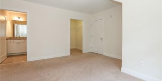 593 Main St Gallery 6