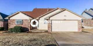 1801 Pennington Circle Gallery 1