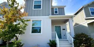 Move-In Ready! Fresh Interior Paint! Pet Friendly! Beautiful 4-Bedroom, 3.5-Bath Home in Tohoqua Community! Gallery 1