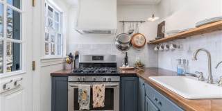 36 Kay Street unit: 3 Gallery 10