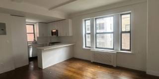 182 E 70th St Gallery 1