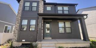 2 Weeks Rent Free – Spacious 4 Bed, 3 Bath Home for Rent in Ogden! Gallery 1