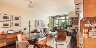13700 Marina Pointe Dr Gallery 4