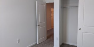 373 SE Sea Hunt Way Gallery 19