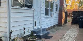 Cozy 2 bed 1 bath available now! Gallery 35