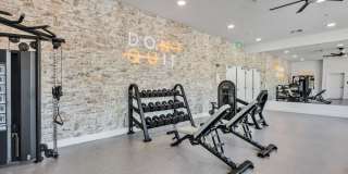 Downtown Ontario Luxury Apartments Gallery 83