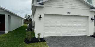 5933 NW Sweetwood Drive Gallery 2