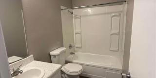 2 bedroom/1 bath RENOVATED Gallery 1