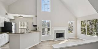 13700 Richmond Park Drive North - 12071207 Gallery 2