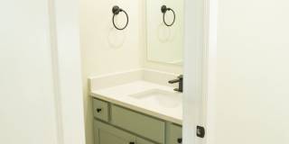 Newer  Townhouse in the heart of West Fork ! Gallery 24