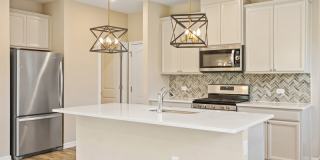 210 Adobe Place Gallery 11