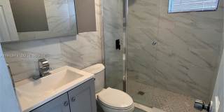 5721 SW 41st St Gallery 5