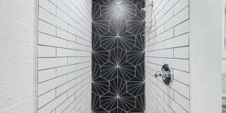 4 weeks of free rent! - Studio Near Grand Canyon University with washer/dryer! Gallery 12