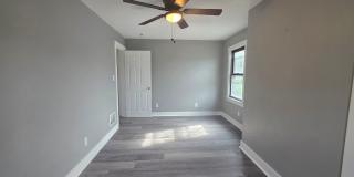 Newly updated 3 bedroom 1 bath house in Upper Hill! Gallery 11