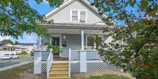 195 7th Street Gallery 1