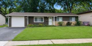 6847 Hawthorne Lane Gallery 1