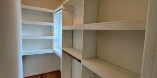 MOVE-IN READY! House w/full guest unit; near to Ventura Blvd! Gallery 16