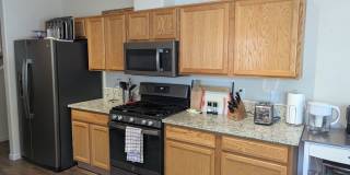 COMING SOON in August! Furnished Townhome in Boulder Pointe with All Utilities included - 3 bedroom 2.5 bathroom Gallery 5