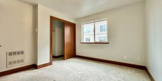 552 McGraw Street Gallery 15