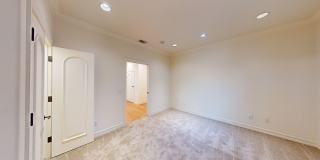 Spacious 4-bedroom 4.5 bath Home in a Gated Complex Gallery 47
