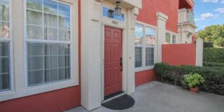 Beautiful 3 Bed, 2.5 Bath Townhome with A/C and 2-Car Garage Gallery 1