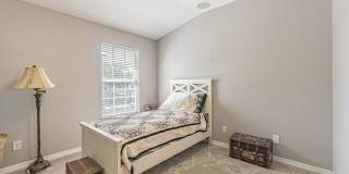2 Bedroom - 2.5 Bathroom - Gated Community - Community Pool Gallery 27