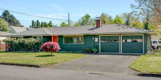 Charming 3 bed, 1.5 bath rental home in Milwaukie! Gallery 1