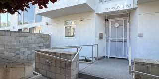 Charming Loft - 2 bed/ 2.5 bath in prime downtown San Diego! Gallery 1