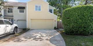 330 SUNRISE Circle Gallery 1