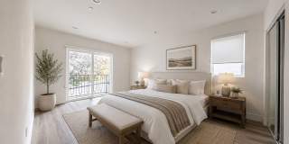 Massive Luxury 4 Beds with 2-3 Parking Spots Gallery 8