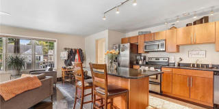 5406 Nokomis Gallery 1