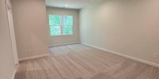 Beautiful End Unit Townhome in Griffith Lakes Gallery 19