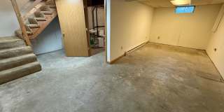 1145 Lancaster Gallery 9