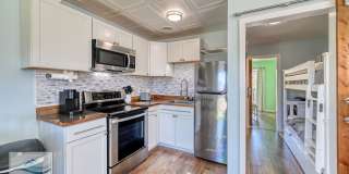 PERFECT ONE BEDROOM OFF-SEASON RENTAL AVAILABLE AFTER LABOR DAY Gallery 8