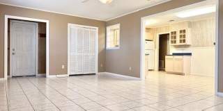 103 Holly Street Gallery 4