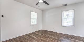 405 W Brooks Gallery 12