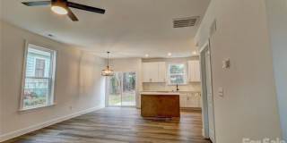 Charming 3BR House in Shelby Gallery 6