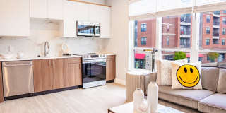 8th and High Columbus Gallery 20