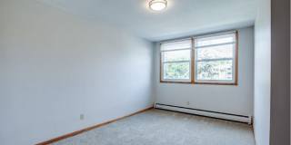 4036 37th Ave. N- Windsor Court Gallery 25