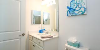 ** 4/3 HEATED POOL AND SPA FURNISHED HOME MODERN IN HIGHLY DESIRED NORTH NAPLES *** AVAILABLE STARTING APRIL-NOVEMBER 2026  LONGER TERM OR SHORT TERM 3 MONTHS OR MORE ** Gallery 71